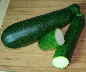 Zucchini mit Schale